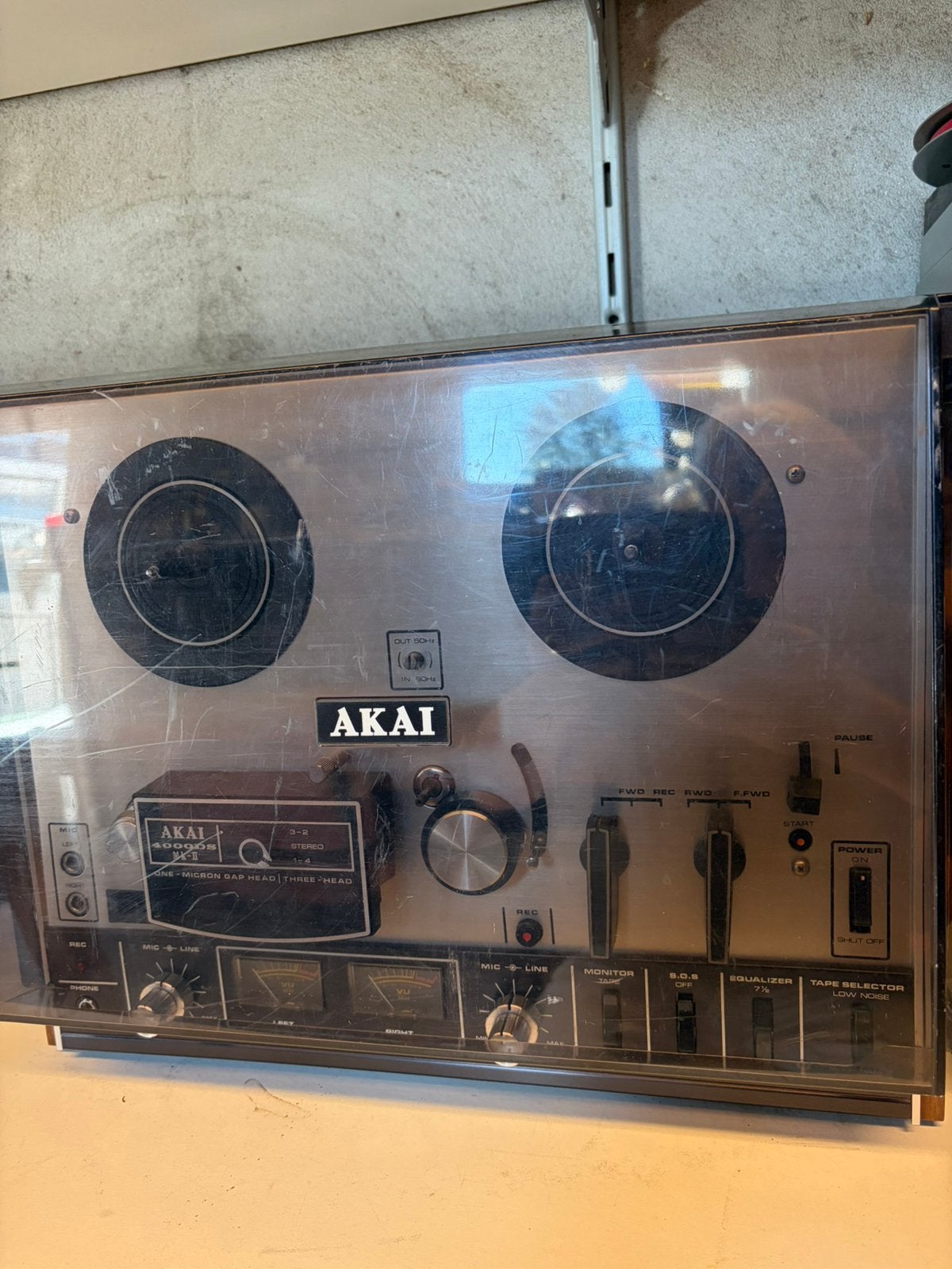 Akai 4000DS mk2 + banden izgst., Audio, Tv en Foto, Ophalen, Bandrecorder, Met stofkap