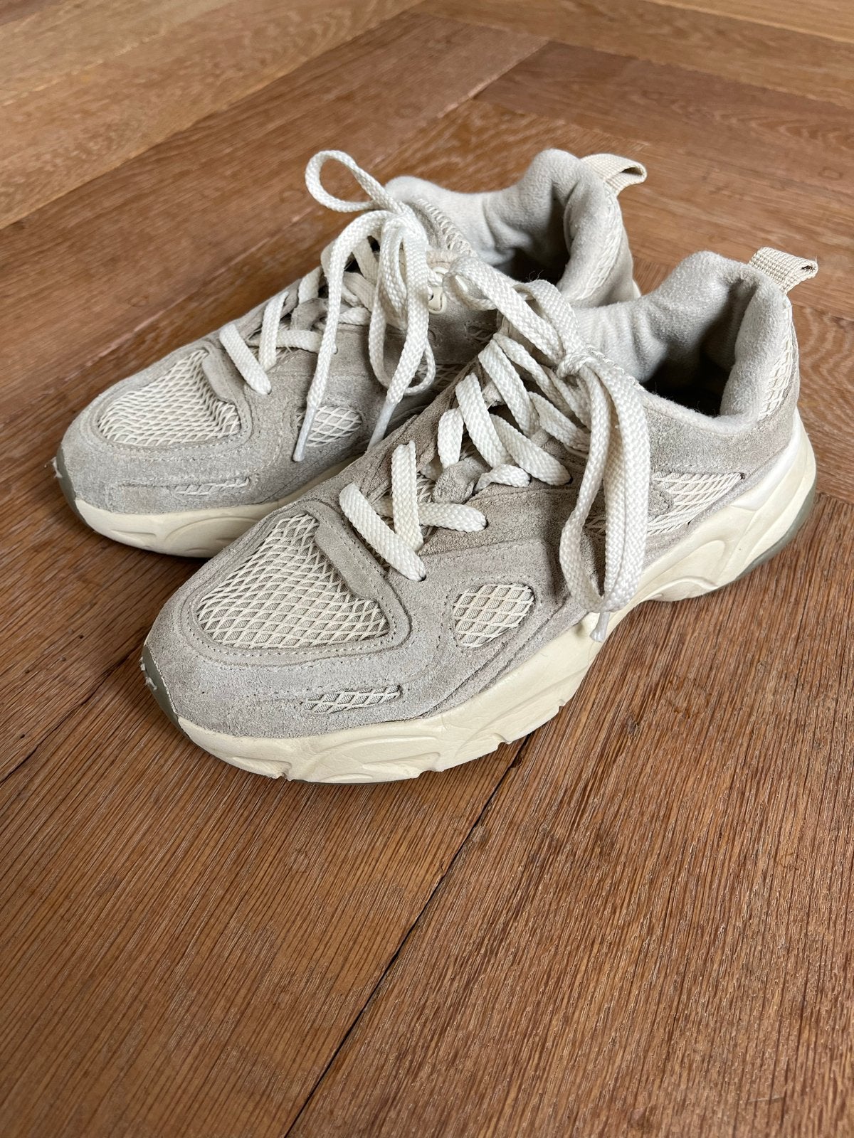 Zara Sneakers Maat 35, Gebruikt, Jongen of Meisje, Schoenen, Ophalen of Verzenden