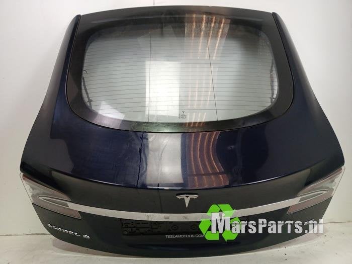 Achterklep van een Tesla Model S