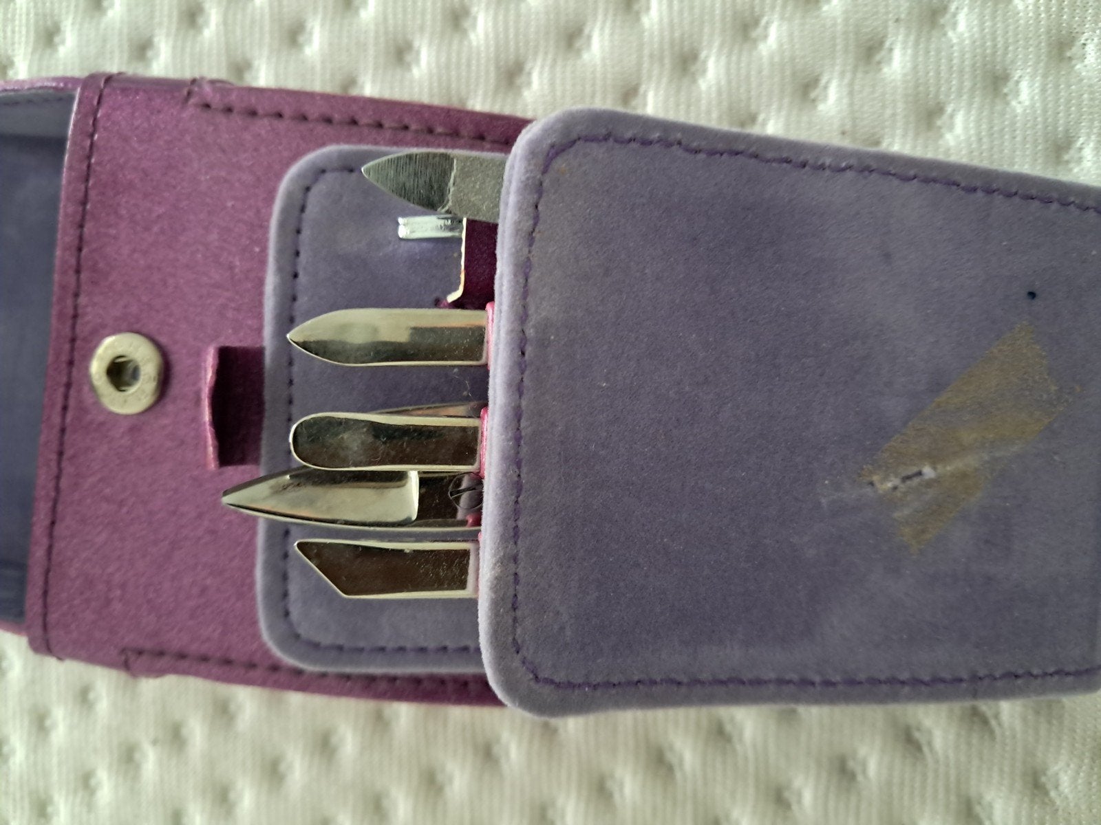 Manicureset in paars etui, Verzenden, Gebruikt, Overige typen