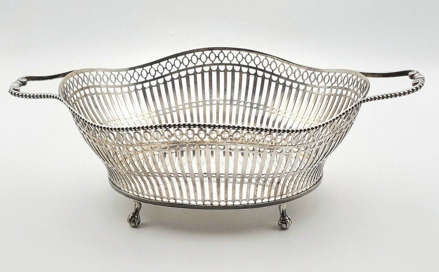 1013. Zilveren broodmand - J. Vos en Co, Haarlem, 1916, Ophalen of Verzenden, Zilver