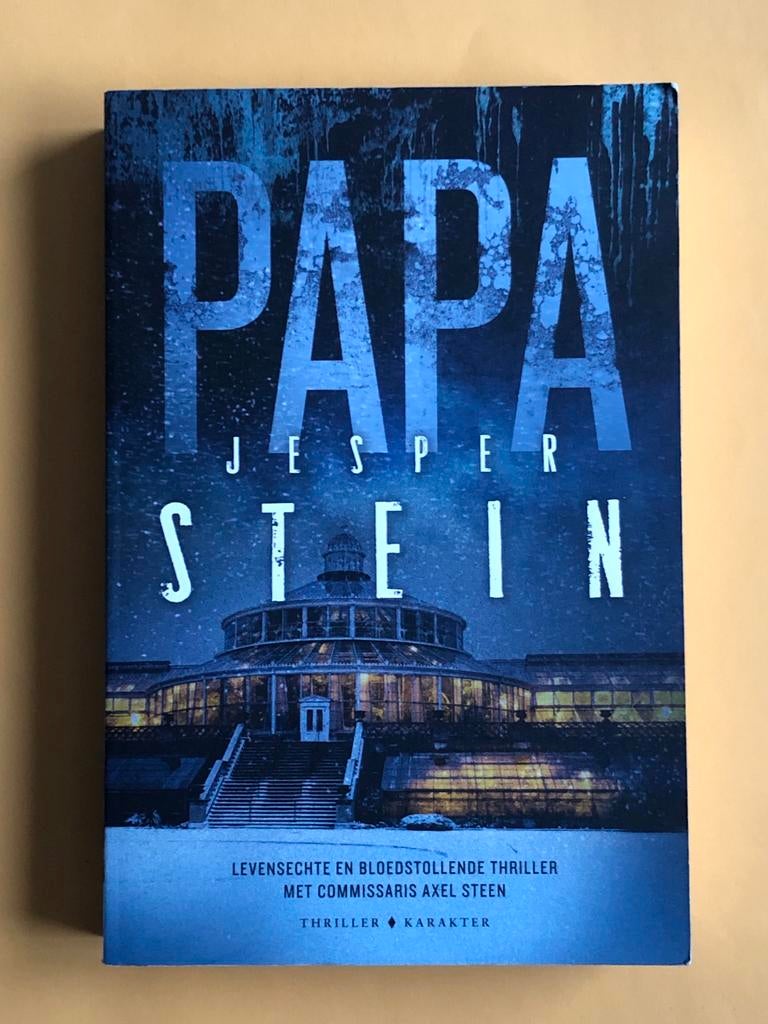 Papa - Jesper Stein - Thriller, Ophalen of Verzenden, Zo goed als nieuw, Nederland