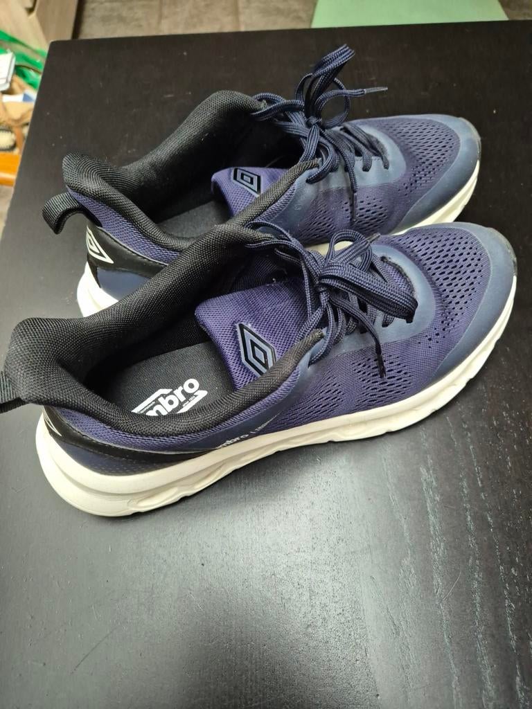Umbro Blauwe Sneakers Maat 45, Blauw, Ophalen of Verzenden, Umbro, Sneakers of Gympen