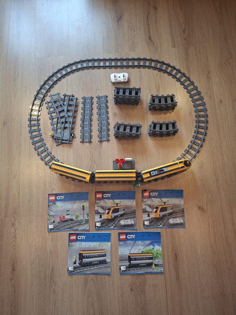 Complete LEGO City Passagierstrein (+ Extra Spoor!), Ophalen, Zo goed als nieuw