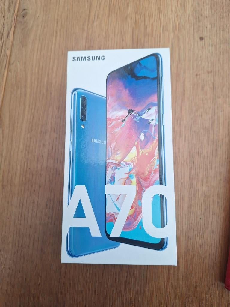 Te Koop Samsung A70       GERESERVEERD, Telecommunicatie, Mobiele telefoons | Samsung, Ophalen, Blauw, Touchscreen, Zo goed als nieuw