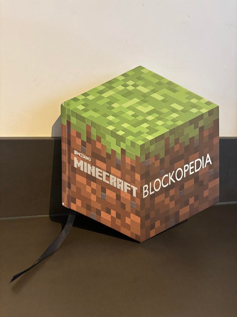 Minecraft Blockopedia - Nieuwstaat!, Boeken, Ophalen of Verzenden, Zo goed als nieuw, Algemeen, Los deel