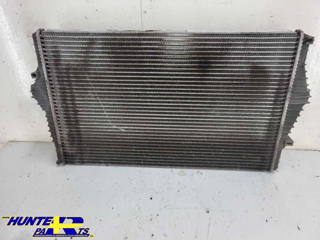 Radiateur Volvo S60/V70/XC70/S80 ('00-'09) 30748809, Auto-onderdelen, Gebruikt, Ophalen of Verzenden, Volvo, Volvo