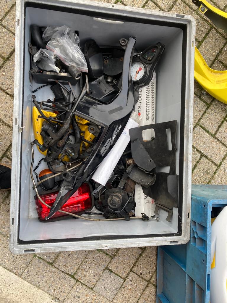 Onderdelen sv650 sv1000 4 dozen vol, Motoren, Onderdelen | Suzuki, Ophalen of Verzenden, Gebruikt
