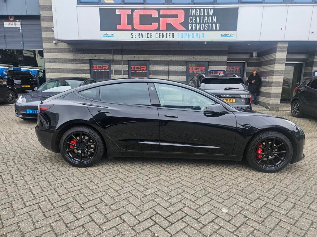 Taxi klaar 24/7  Tesla model 3 Long-Range