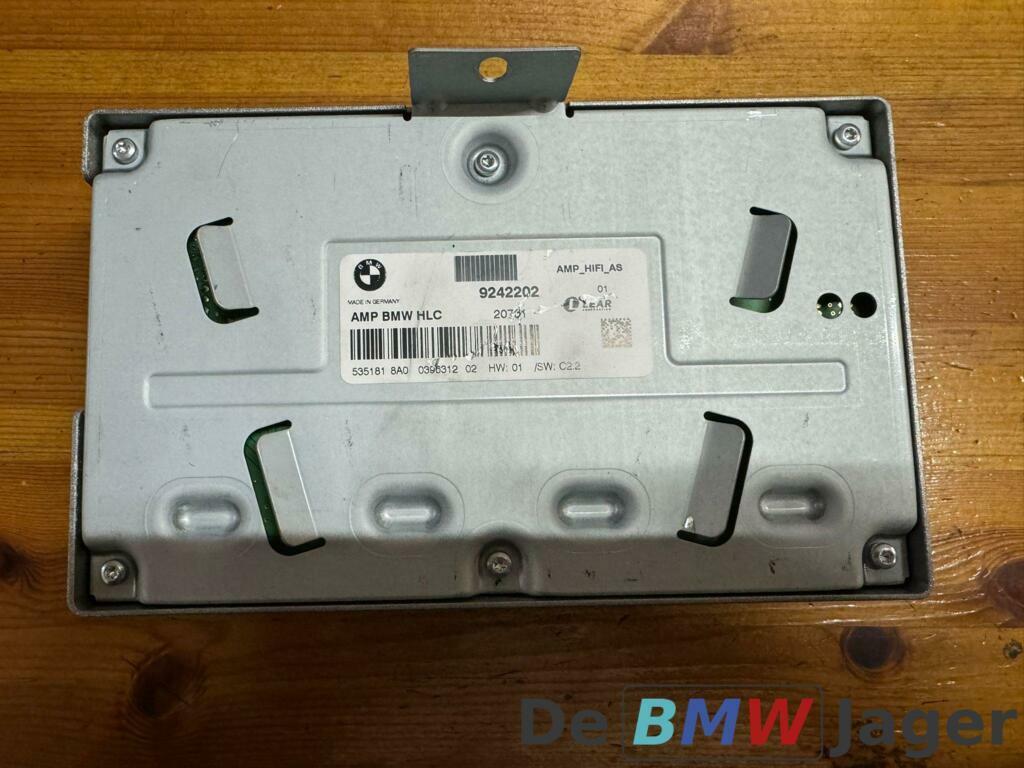Radio versterker BMW 1-serie F20 F21 9242202, Gebruikt, Ophalen of Verzenden, BMW