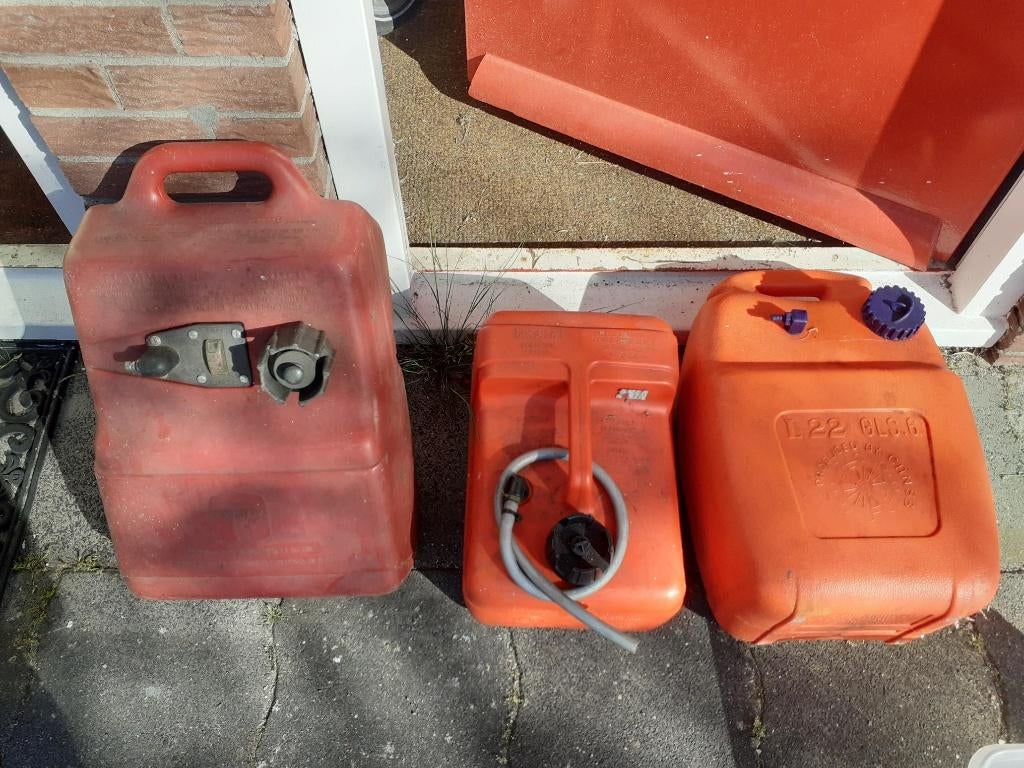 3x benzinetank voor buitenboordmotor, Watersport en Boten, Ophalen, Gebruikt, Motor en Techniek