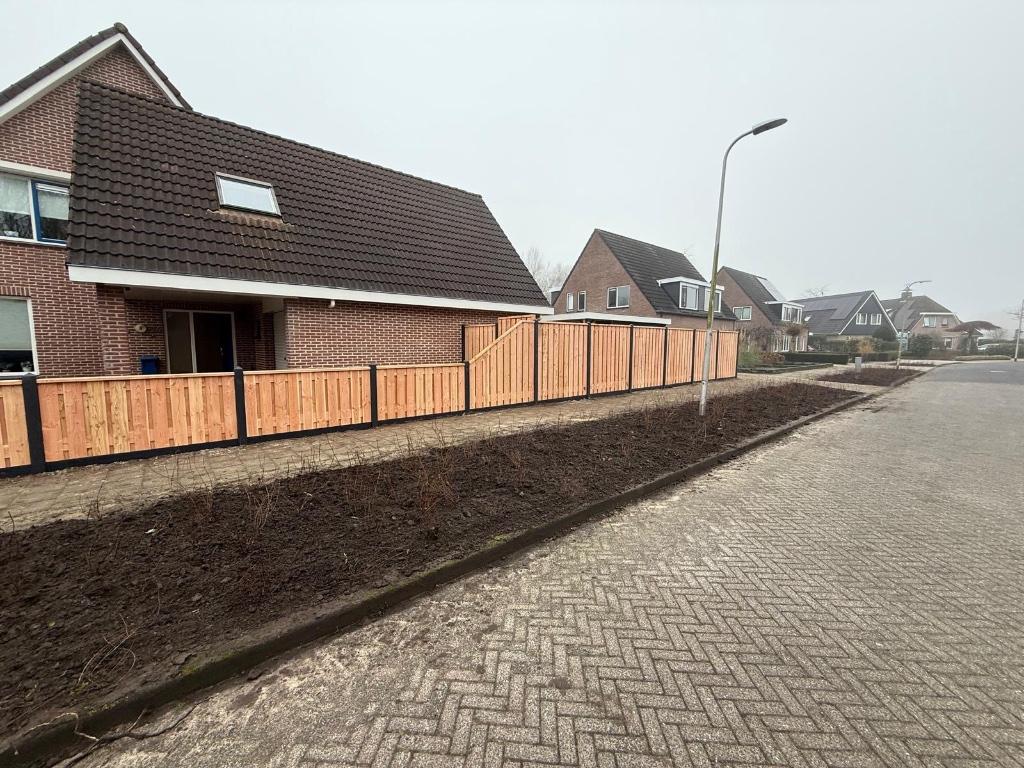 Hout-beton schuttingen, Gratis offerte!, Ophalen, Minder dan 3 meter, Nieuw, Dienstverlening Entjes