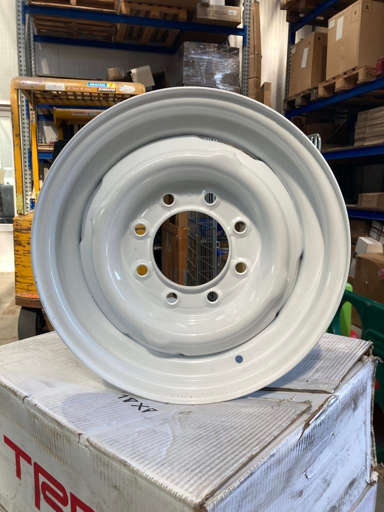16 inch 8-gaats Chevrolet GMC wielen velgen set van 4 stuks, Auto-onderdelen, Ophalen, Gebruikt, Chevrolet