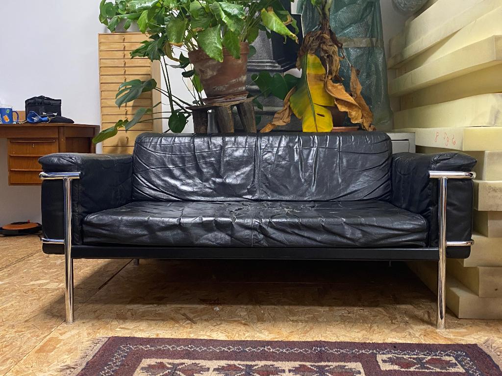 Leather designer couch, Huis en Inrichting, Banken | Sofa's en Chaises Longues, Ophalen, Gebruikt, Tweepersoons, 75 tot 100 cm