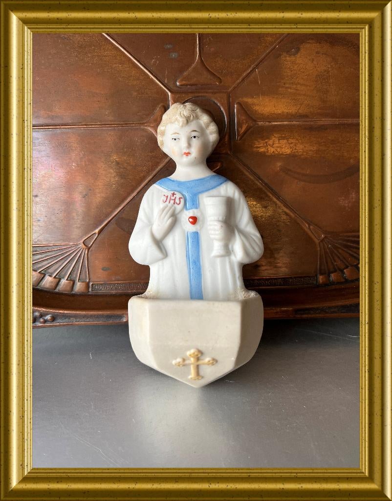 Oud biscuit porseleinen wijwatervaatje : Jezus, hostie, kelk, Antiek en Kunst, Ophalen of Verzenden