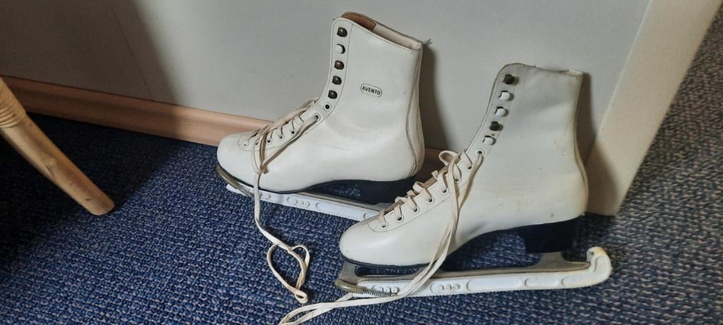 Schaatsen, Sport en Fitness, Schaatsen, Ophalen of Verzenden, Zo goed als nieuw, Kunstschaatsen, Overige merken