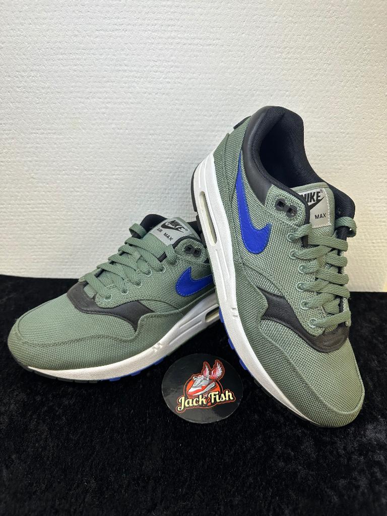 Nike air Max 1 93 Logo Clay Green - size 42, Kleding | Heren, Schoenen, Overige kleuren, Nike, Ophalen of Verzenden, Sneakers of Gympen