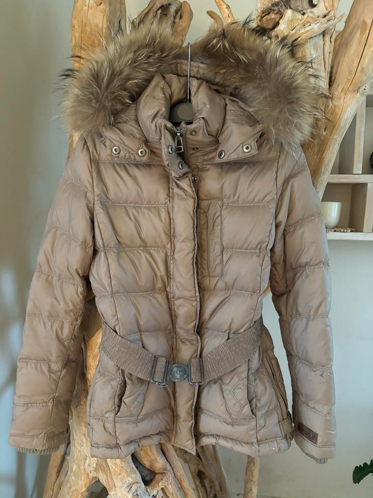 Warme jas van Moscow maat S, Kleding | Dames, Ophalen of Verzenden, Gedragen, Maat 36 (S), Beige