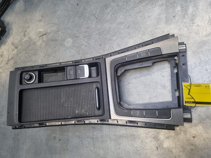 Middenconsoles van een Volkswagen Golf, Ophalen of Verzenden, 3 maanden garantie, Gebruikt, Volkswagen