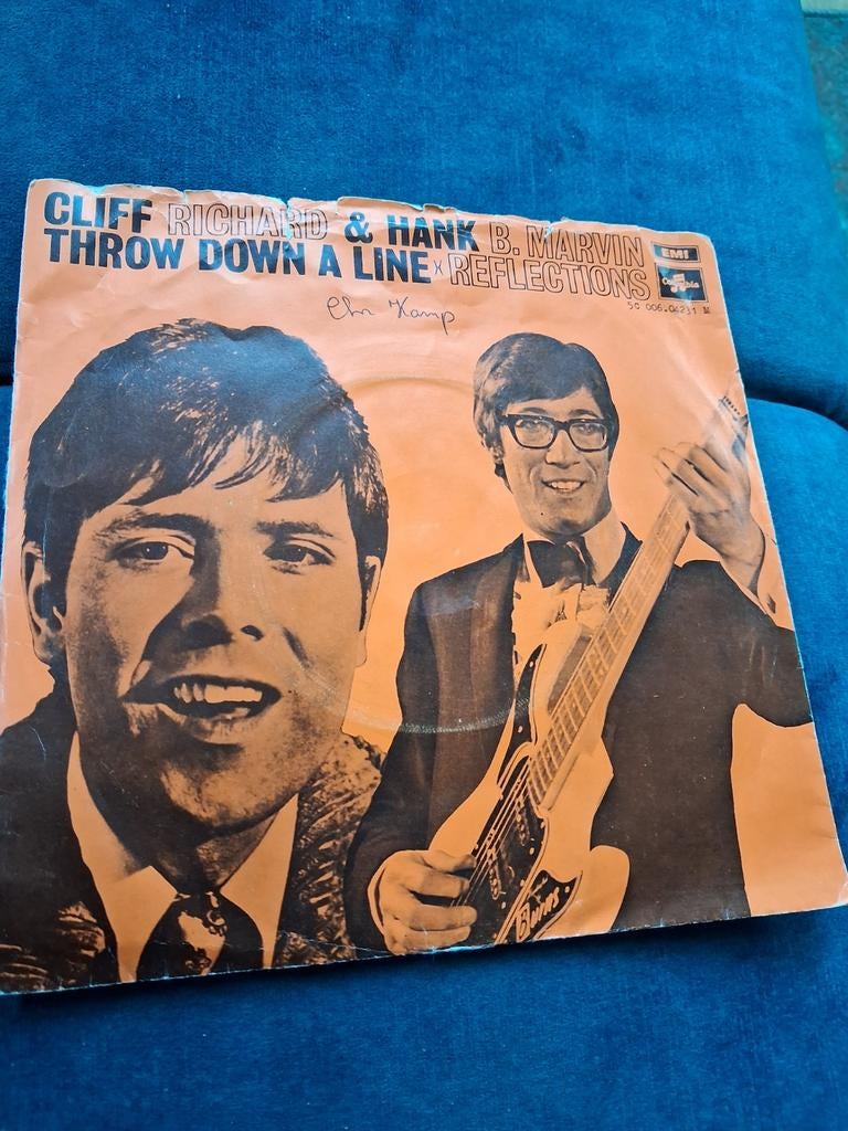 Cliff Richard  throw down a line, Ophalen of Verzenden