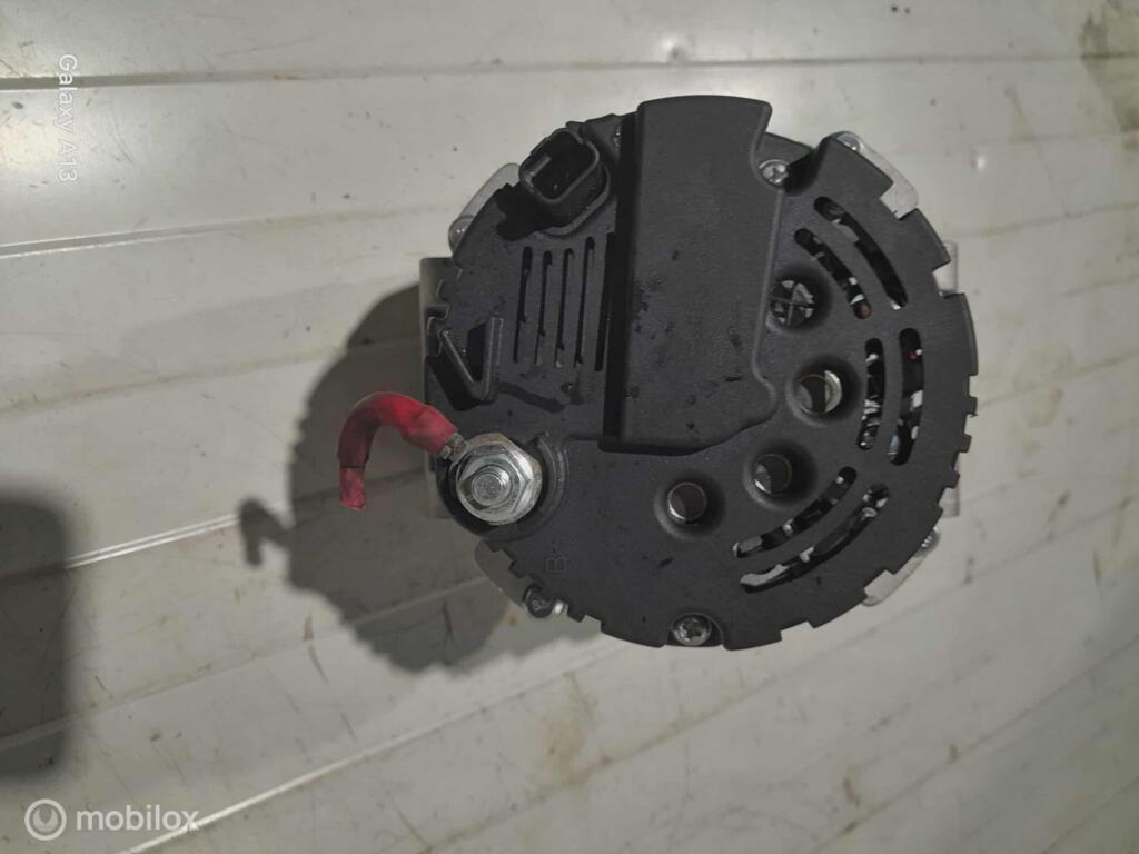Dynamo Renault Scenic 14351335, Gebruikt, Ophalen of Verzenden