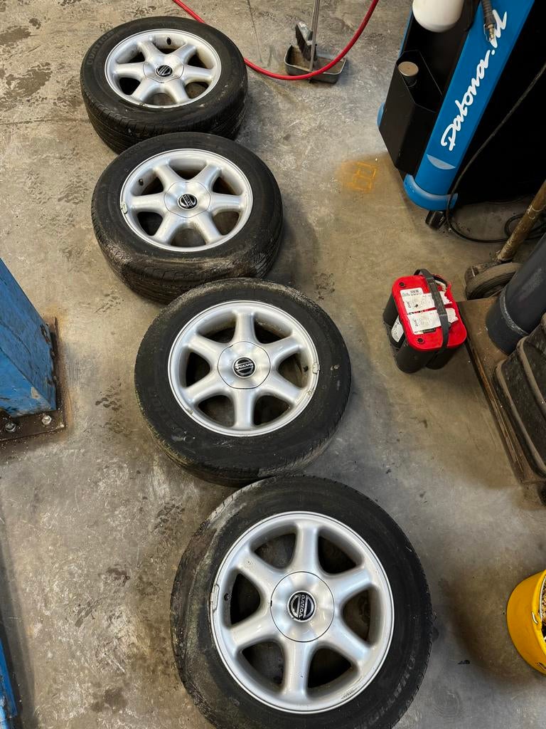 Zeldzame Cetus velgen 15 inch - 4x108 volvo 850 alter 1, Auto-onderdelen, Banden en Velgen, 15 inch, Velg(en), Zomerbanden, 185 mm