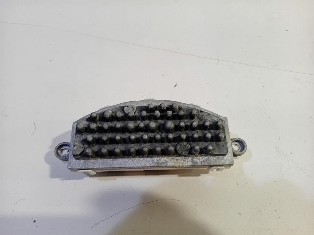 Kachelweerstand BMW 1 serie, Onderdelen@venauto.nl, Van der Ven Autorecycling B.V., Gebruikt, Ettenseweg 76, 4706 PB Roosendaal, The Netherlands