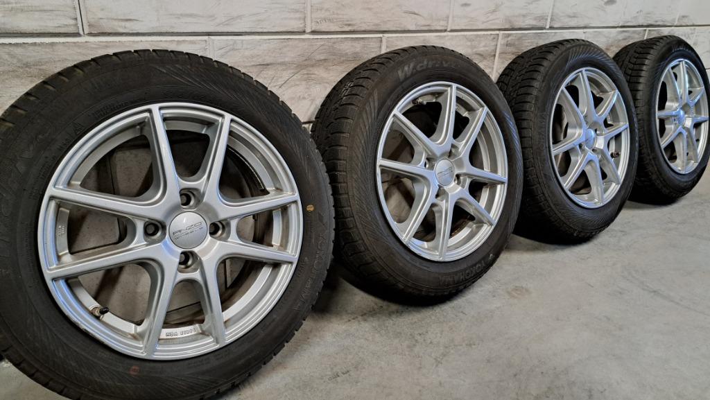 Lichtmetalen velgen Yaris Swift Baleno 2 Rio i20 175/65/15, Auto-onderdelen, Banden en Velgen, Gebruikt, 15 inch, 175 mm, Banden en Velgen