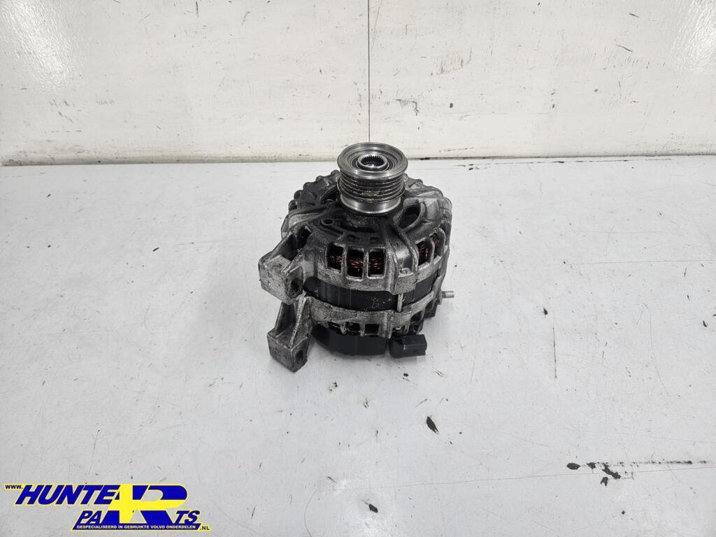 Dynamo Volvo V60 I 2.0 D4 Summum ('10-'18) 209032, Gebruikt, Ophalen of Verzenden, Volvo, Volvo