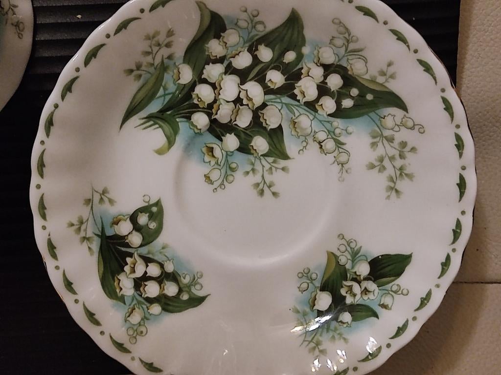 Royal Albert Lily of the Valley kop en schotel, Ophalen of Verzenden
