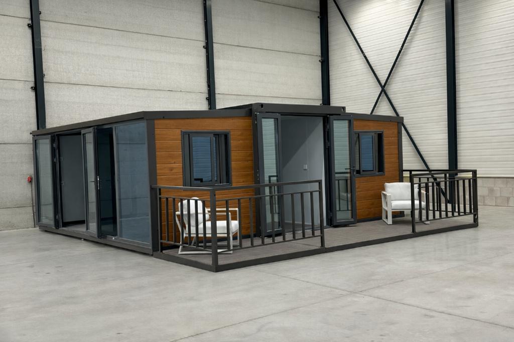 Tiny House met terras en glaswand met 2 openslaande deuren, Tuin en Terras, Tuinhuizen, Nieuw, Tuinhuis, Metaal, 500 cm of meer
