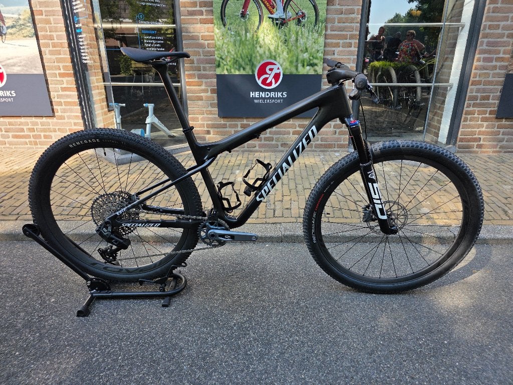 Specialzied Epic WC World Cup L + S-Works upgrades, Fietsen en Brommers, Fully, Zo goed als nieuw, Schijfrem, Ophalen