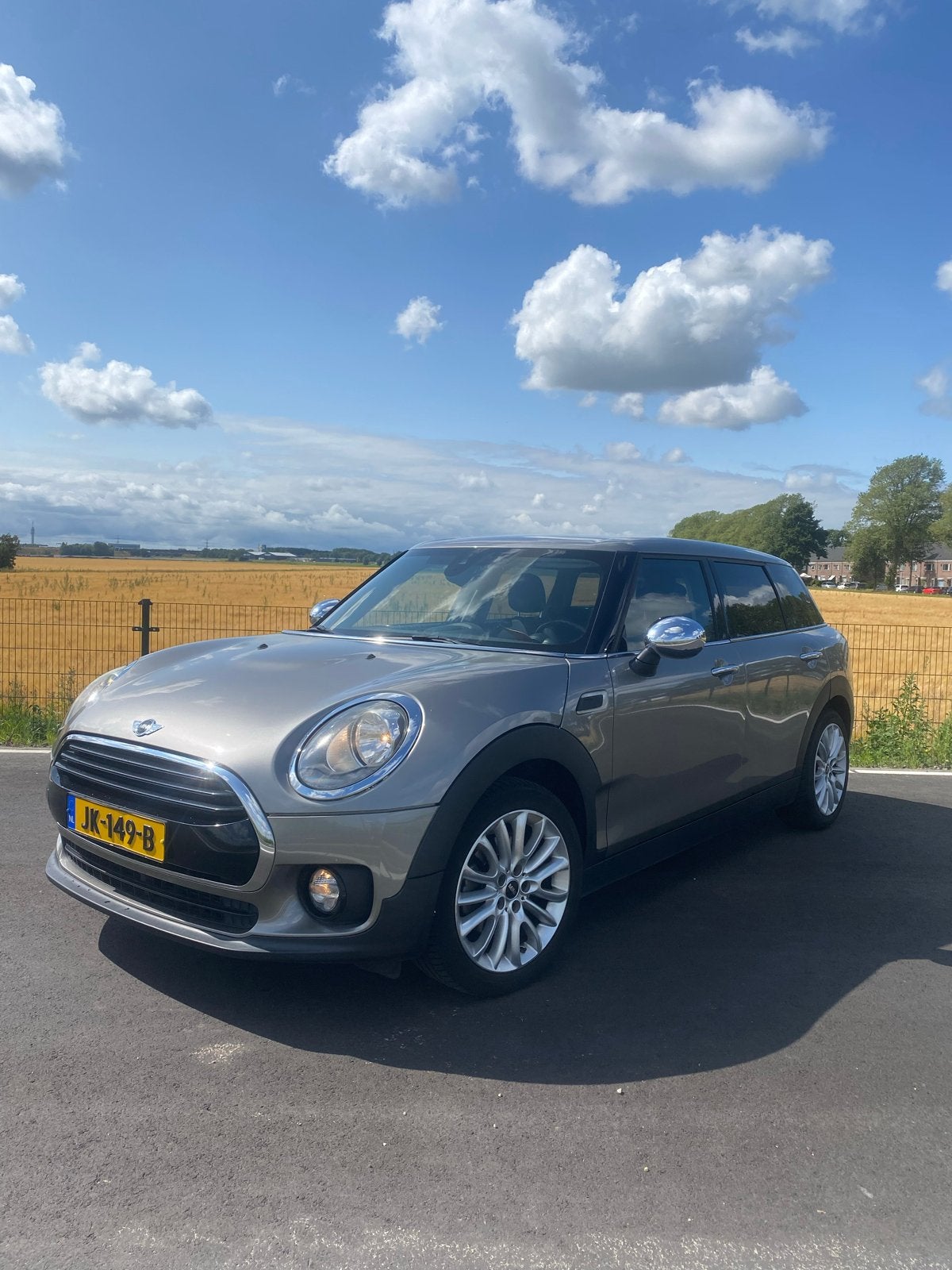 Mini Clubman 1.5 136pk 2016 Grijs, Auto's, Voorwielaandrijving, 136 pk, Origineel Nederlands, Stationwagon