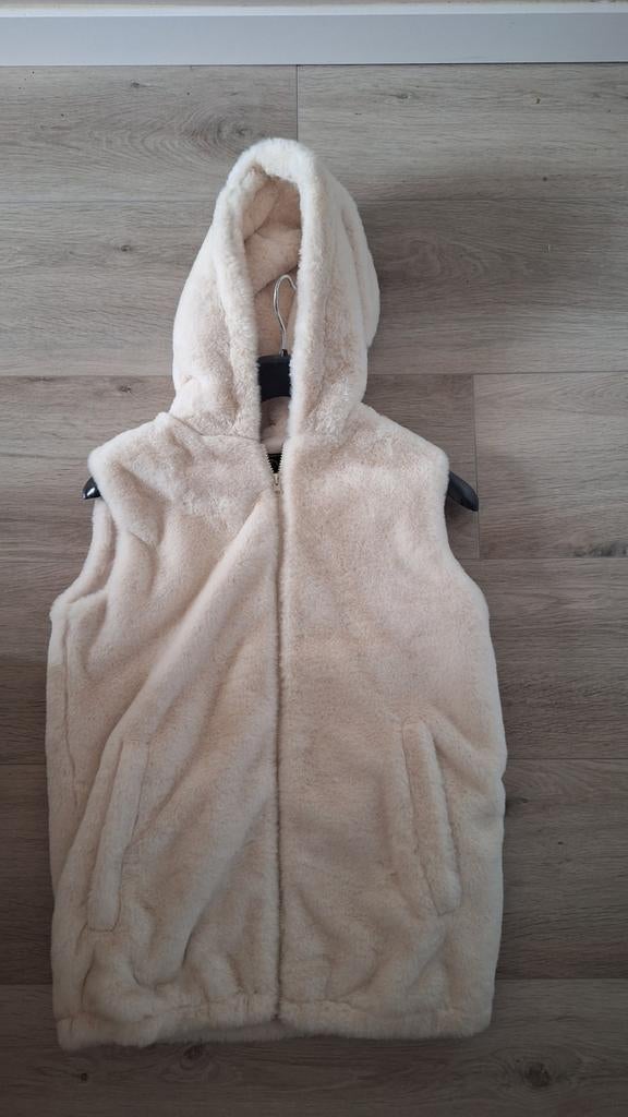 D-Zine Crèmekleurig Faux Fur Gilet met Capuchon, Kinderen en Baby's, Kinderkleding | Maat 176, Ophalen of Verzenden, Nieuw, Meisje