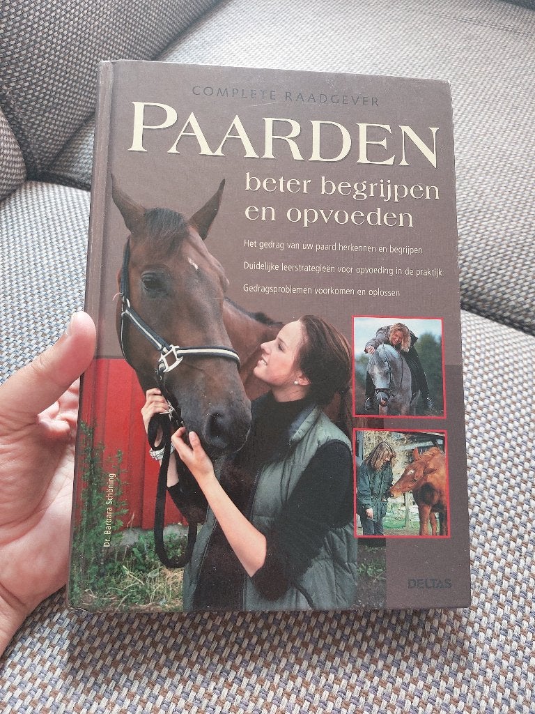 Paardenboek – Paardengedrag begrijpen & opvoeden, Ophalen, Zo goed als nieuw, Paarden of Pony's, Barbara Schöning
