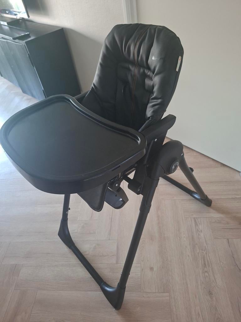 Mooie Qute eettafel stoel, Kinderen en Baby's, Kinderkamer | Tafels en Stoelen, Ophalen, Tafel(s) en Stoel(en)