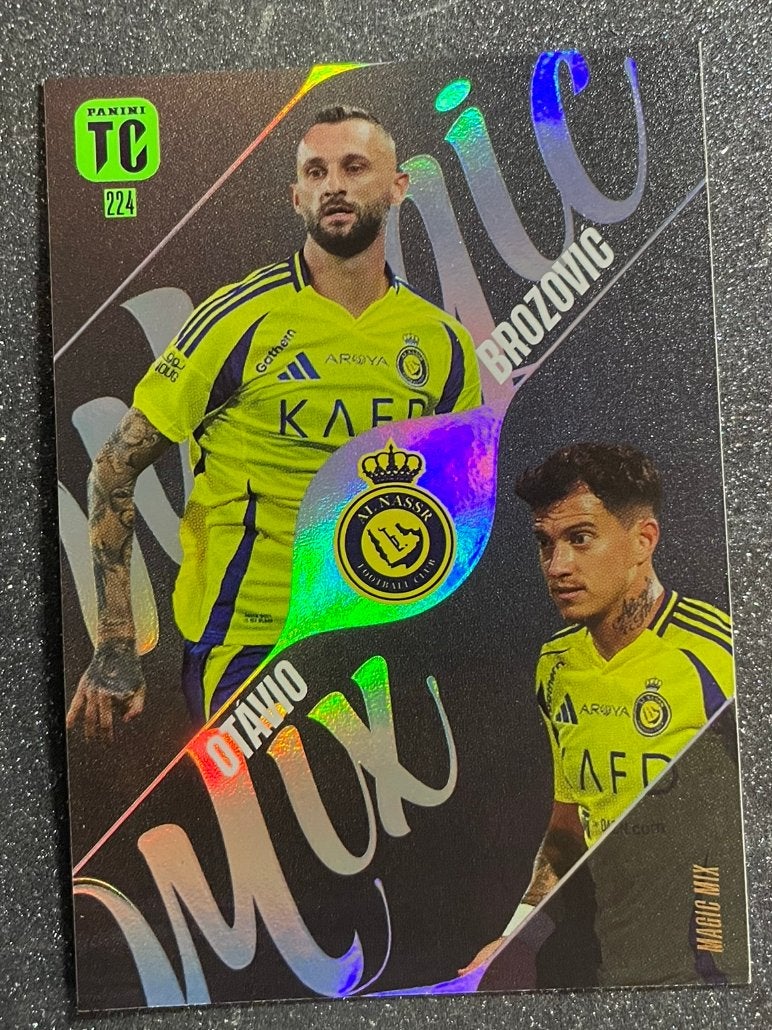 Panini Top Class 2025   MAGIC MIX  BROZOVIĆ/OTÁVIO  AL NASSR, Verzenden, Zo goed als nieuw, Meerdere plaatjes