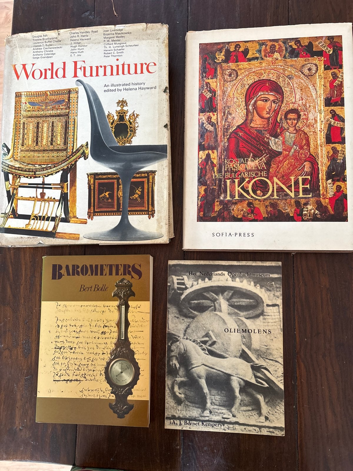 Diverse boeken: World Furniture, Ikone, Barometers, Oliemole, Ophalen of Verzenden, Gelezen, Wereld overig