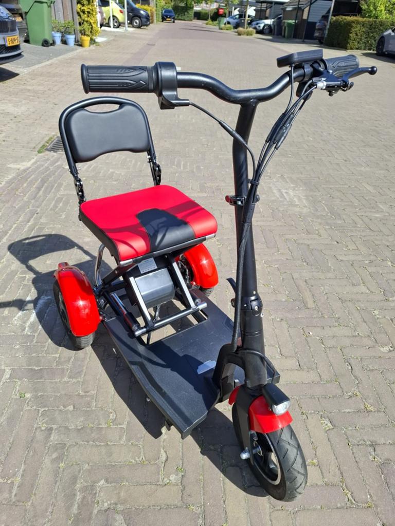 Opvouwbare Brommobiel / scootmobiel, Ophalen, 46 km of meer, 16 km/u of meer