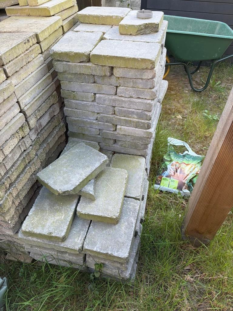 Trommelsteen Grijs/Zwart 20x30 ca. 6 m2 | 1 jaar oud, Ophalen, Overige typen, 5 tot 10 m², Zo goed als nieuw