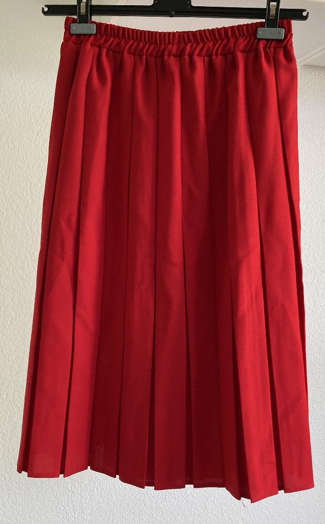 mooie rode comfort rok plooirok mt L 40 NIEUW, Maat 38/40 (M), Nieuw, Ophalen of Verzenden, Rood