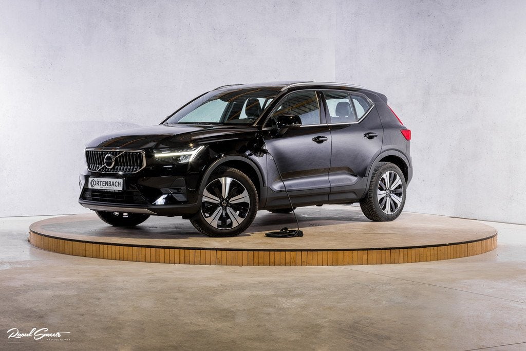 Volvo XC40 1.5 T4 Plug-in hybrid Ultimate Bright | Panorama, Auto's, Volvo, 12 maanden, Zwart, Automatische klimaatregeling, Zwart