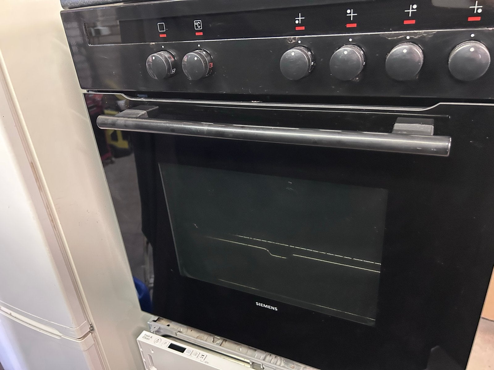 Siemens Fornuis met Keramische Kookplaat, Ophalen, Gebruikt, Hete lucht, 60 cm of meer