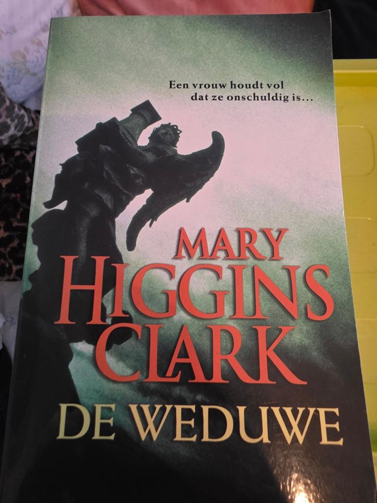 Mary Higgins Clark - De Weduwe (Thriller), Gelezen, Ophalen of Verzenden, Amerika, Mary Higgins Clark