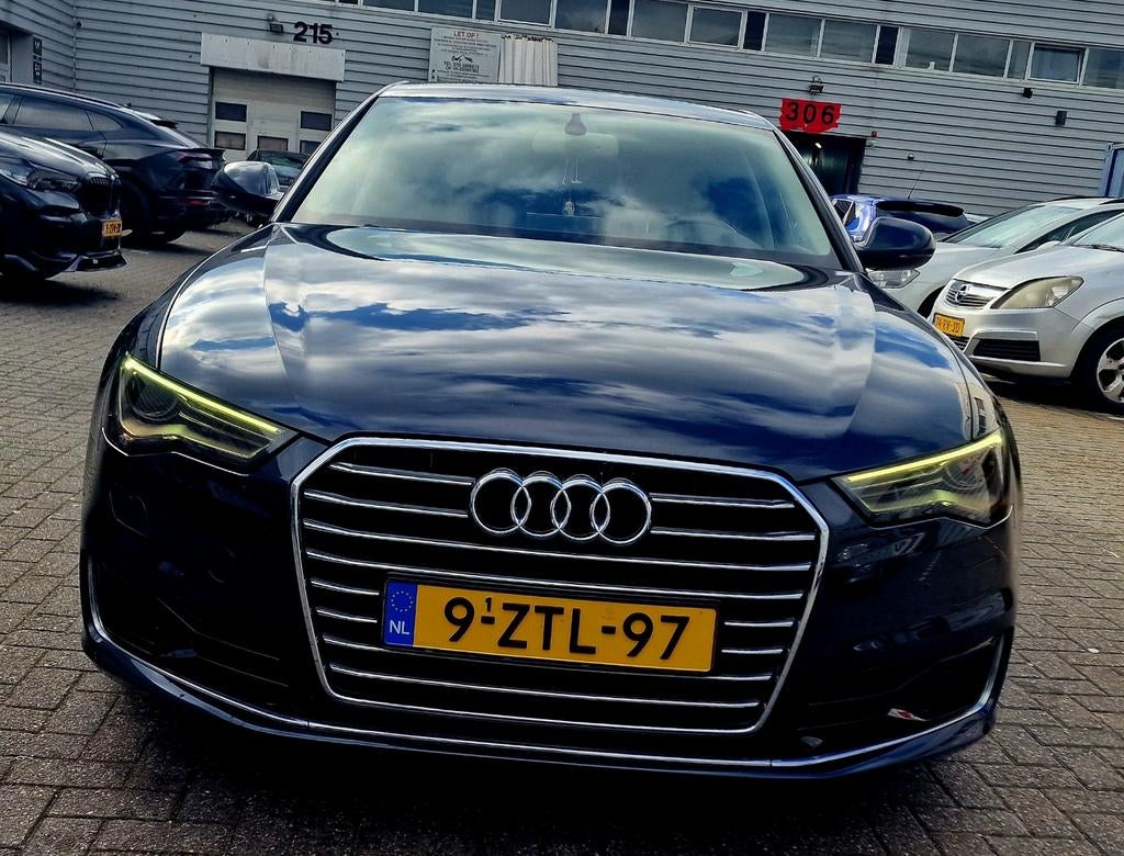 Audi A6 1.8 TFSI Ultra Premium 2015 | NAP | CarPlay/Android, Auto's, Blauw, Bi-Xenon koplampen, Particulier, Sedan