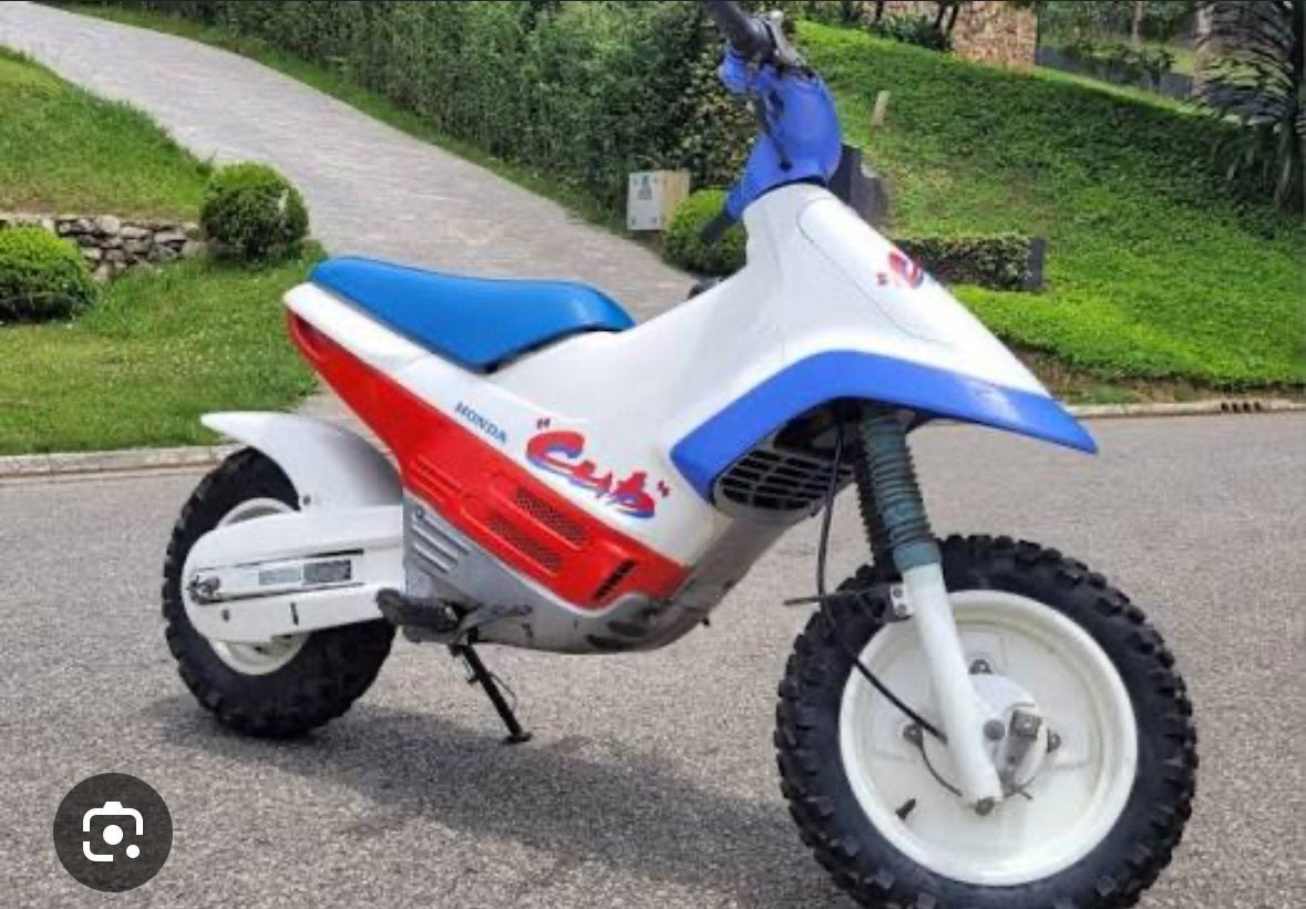 Ik ben op zoek naar deze honda cub, Ophalen of Verzenden