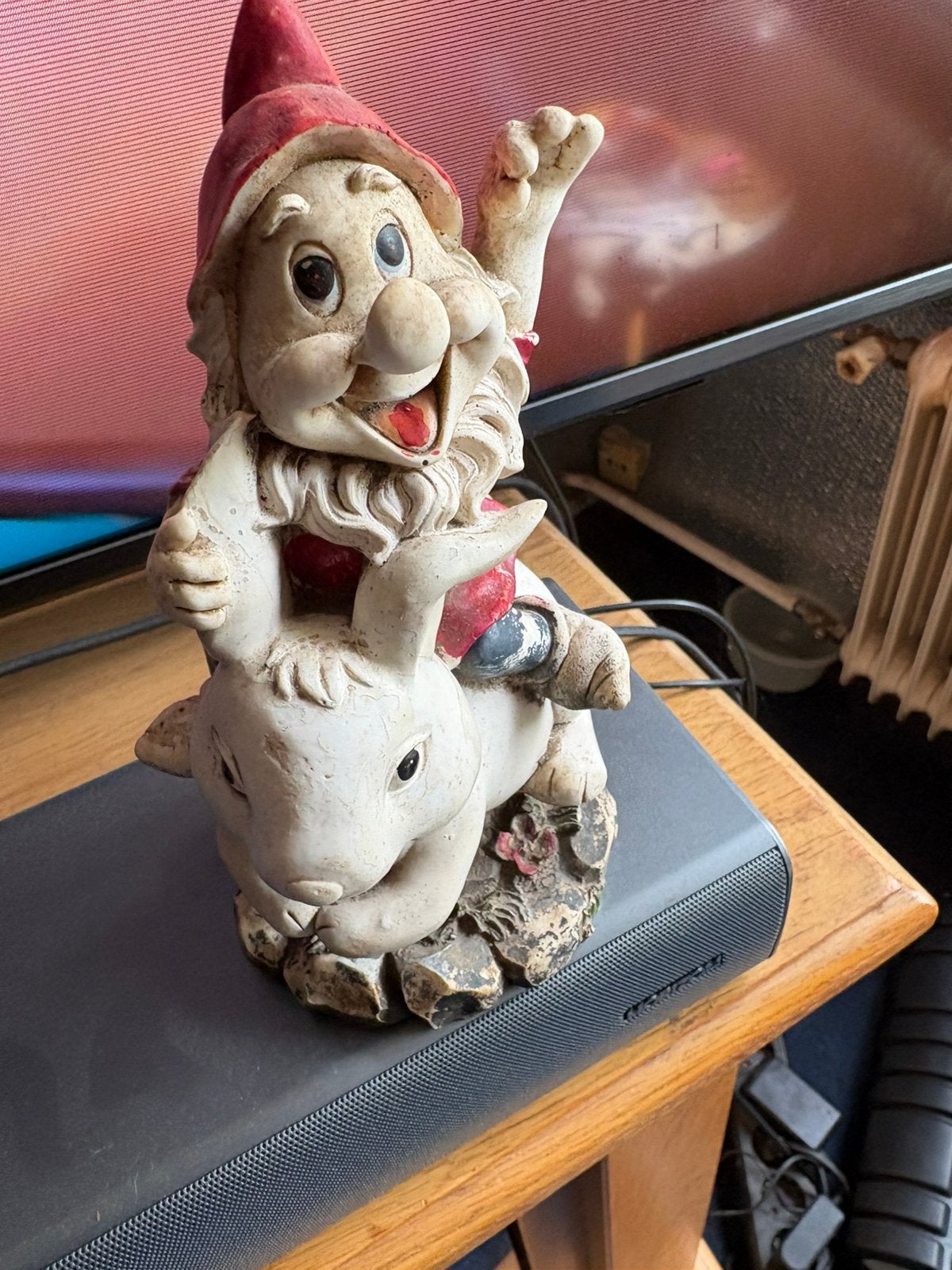 Tuinkabouter op konijn - Unieke decoratie, Gebruikt, Meerkleurig, Ophalen of Verzenden, Klassiek