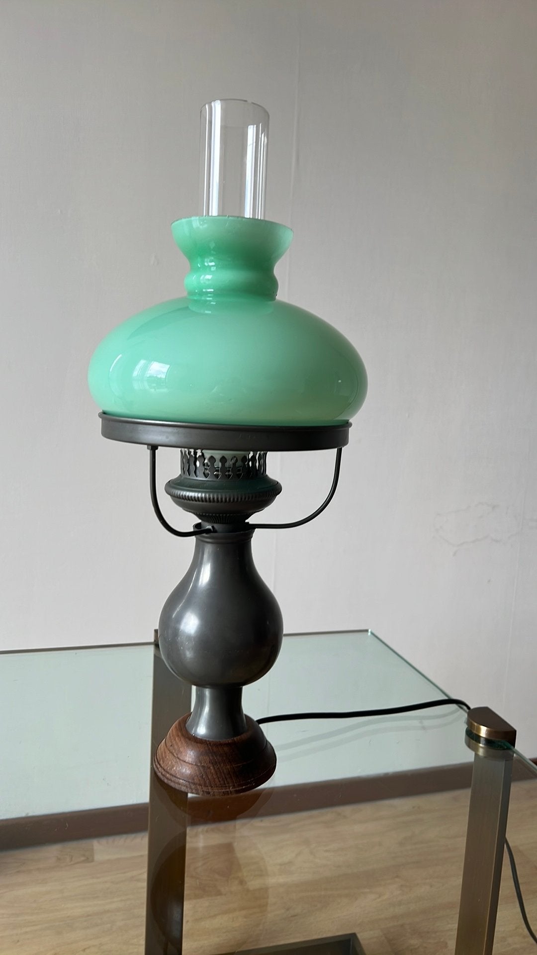 Vintage Tafellamp met Groene Glazen Kap - Puntgaaf, Antiek en Kunst, Ophalen