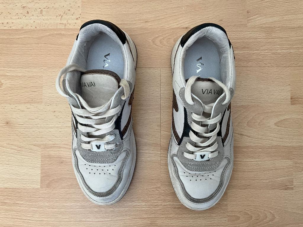 Sneakers VIA VAI - model Sam Levi, Wit, Ophalen of Verzenden, Sneakers of Gympen, Gedragen