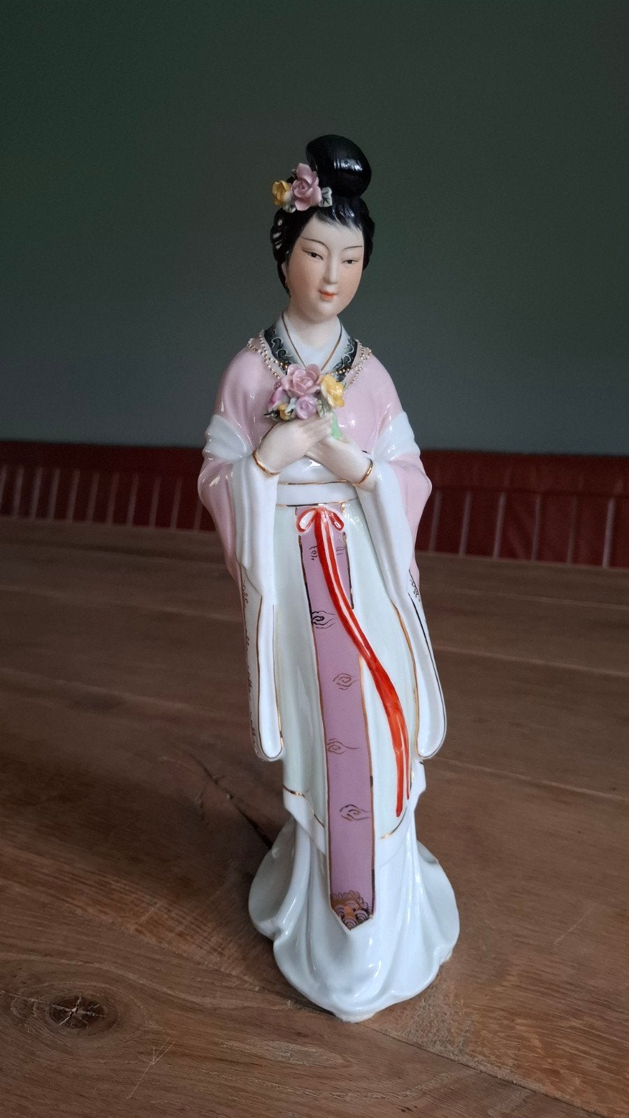 Porseleinen geisha, Antiek en Kunst, Ophalen of Verzenden